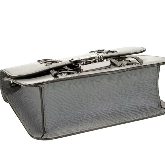 Henri Bendel embossed Bag - Picture 4 of 7